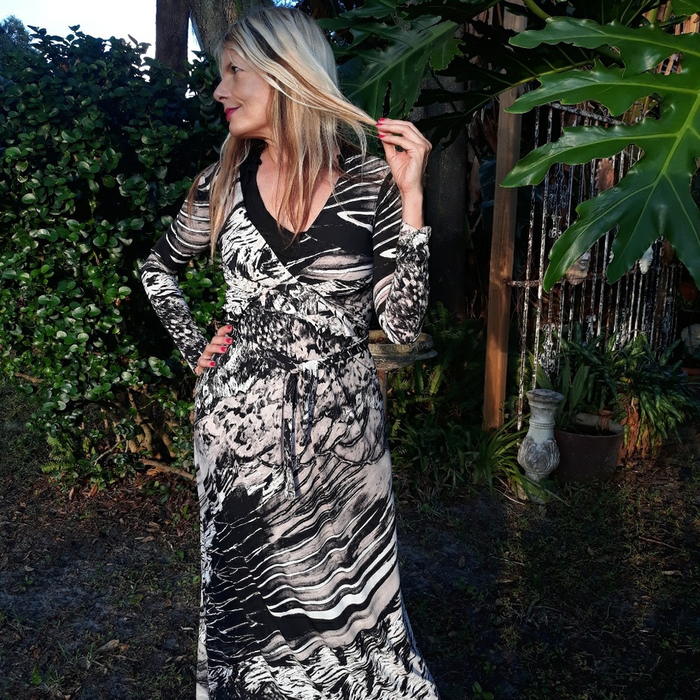 Bcbg Maxazria Epic Maxi Dress XSMALL/SMALL